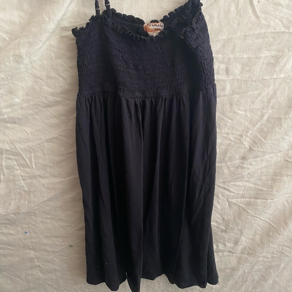 spaghetti strap black mini dress